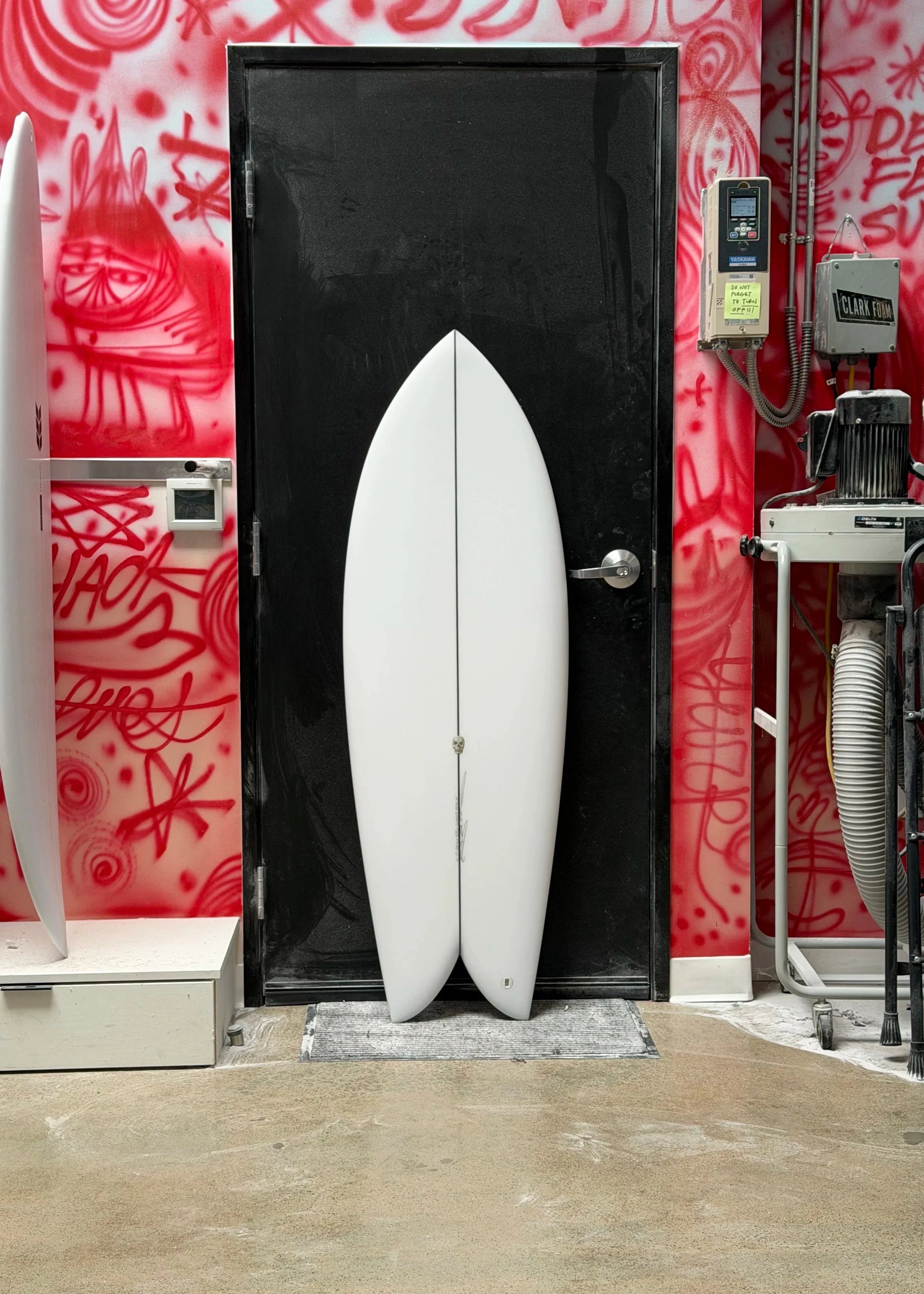 クリステンソン CHRISTENSON SURFBOARDS Fish 5’4 IMG_9249_dfd8c9a7-385a-472d-