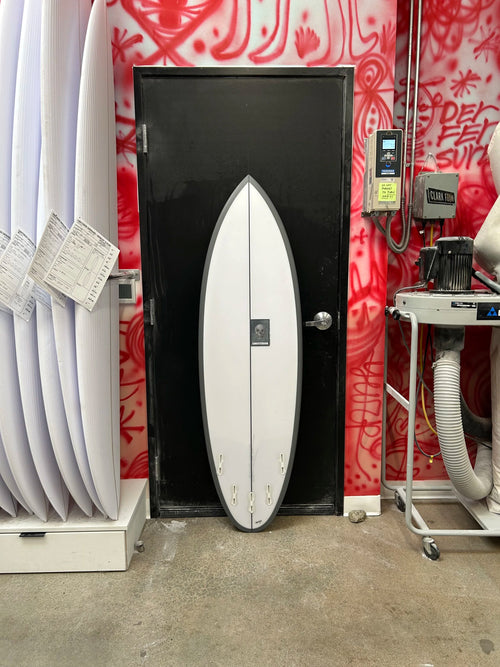 5'8 Cafe Racer 1.0 (Grey)