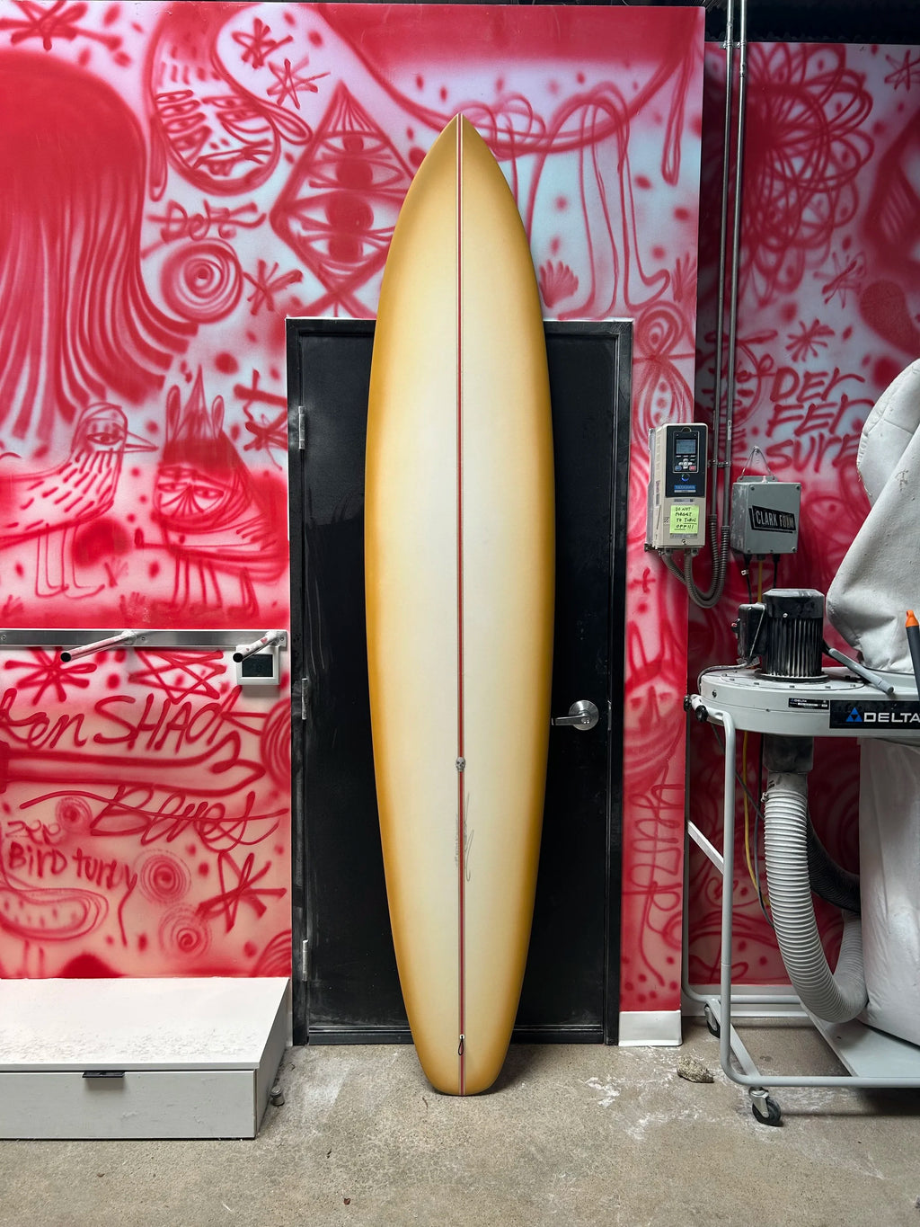 9'0 Ultra Tracker (Marshmallow)