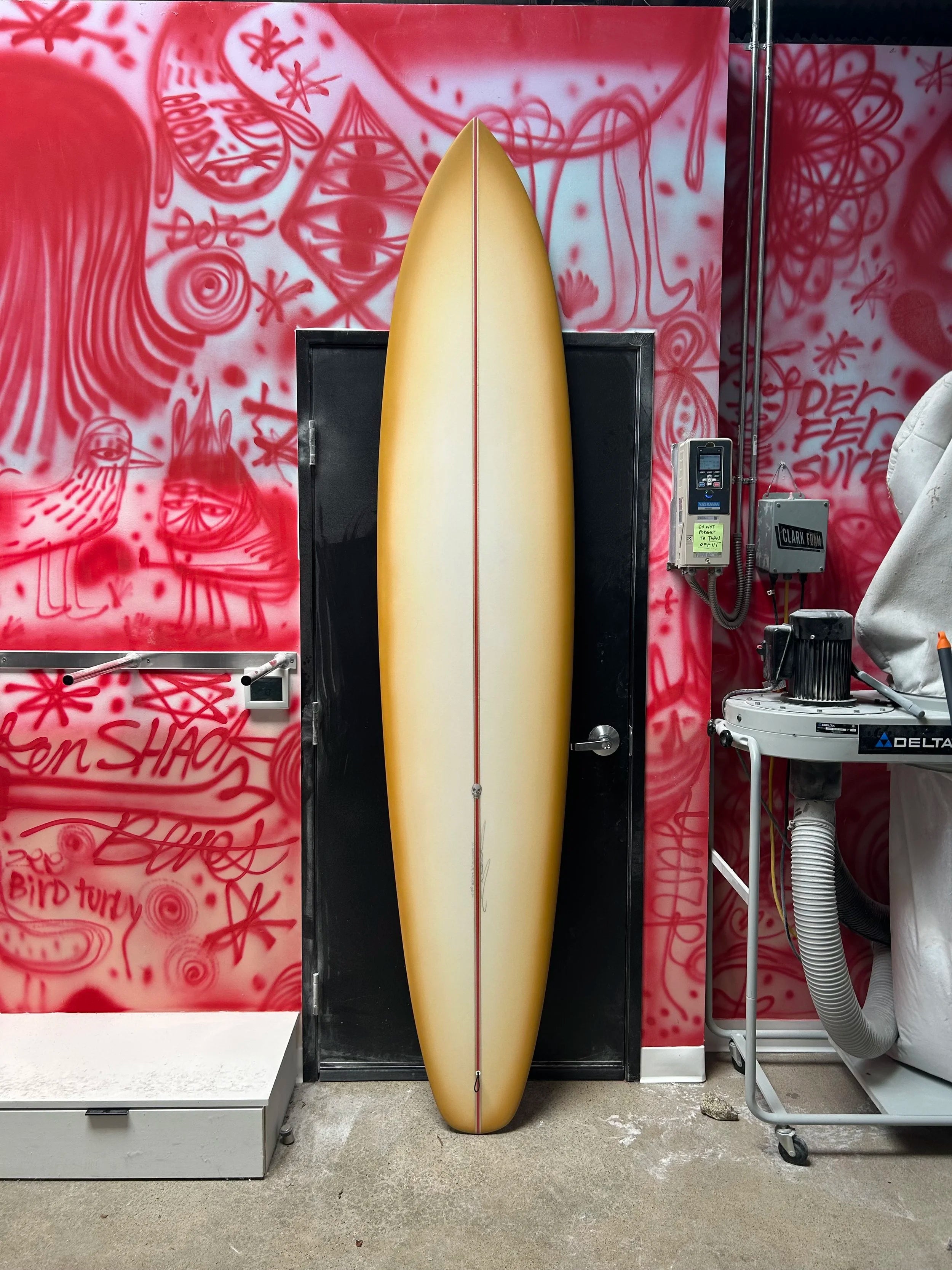 9'0 Ultra Tracker (Marshmallow)